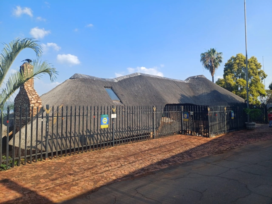 3 Bedroom Property for Sale in Kosmos North West